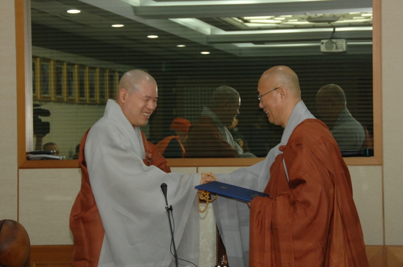 2010.06.08_화쟁위원회 위촉장 수여 (28)